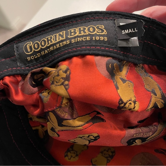 Goorin Bros newsie flat cap blue plaid cap. Amazing inside lining. Size small. - Picture 11 of 13